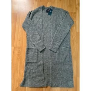 Abercrombie cardigan